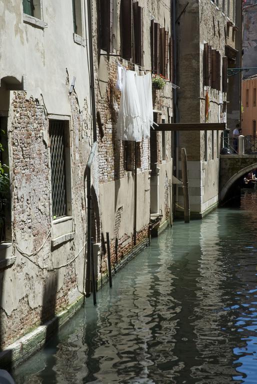 Appartamento Ca' Cavalli Venedig Zimmer foto