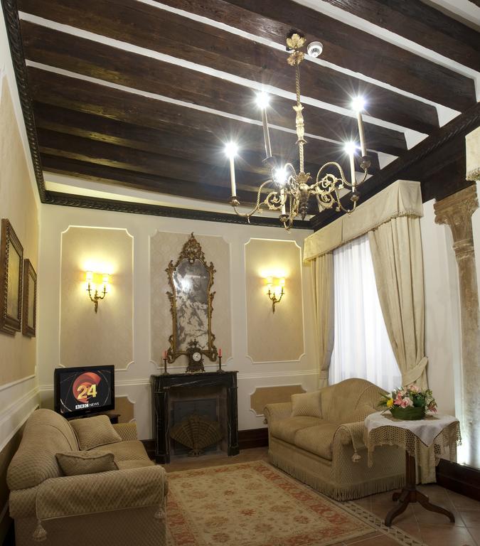 Appartamento Ca' Cavalli Venedig Zimmer foto